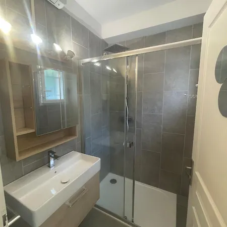 Appartement 28 M2 Centre Porticcio (Corsica)